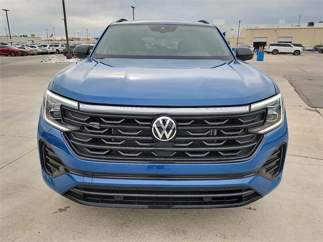 2025 Volkswagen Atlas Cross Sport SEL R-Line photo 6