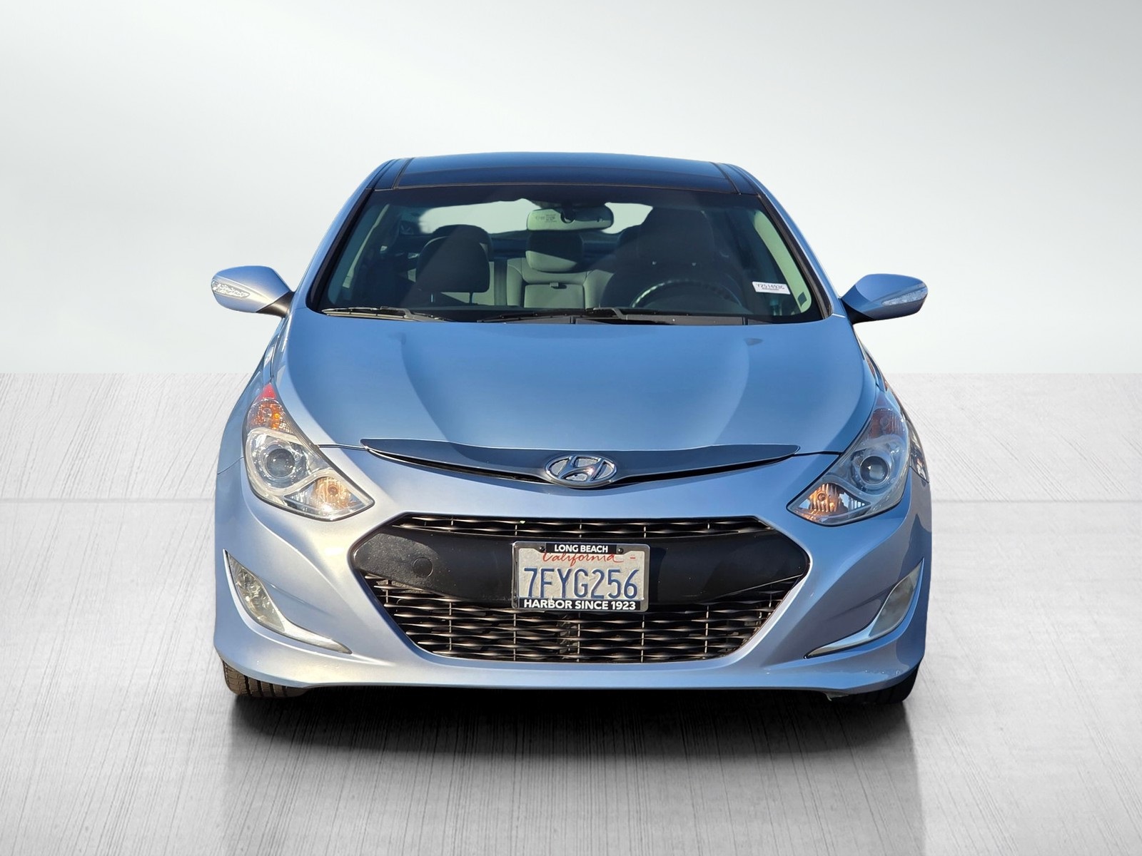 2014 Hyundai Sonata Hybrid Limited photo 2