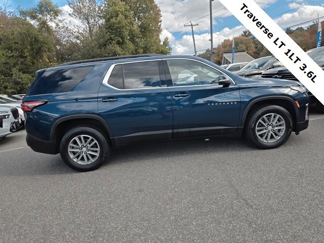 2023 Chevrolet Traverse Cloth photo 7