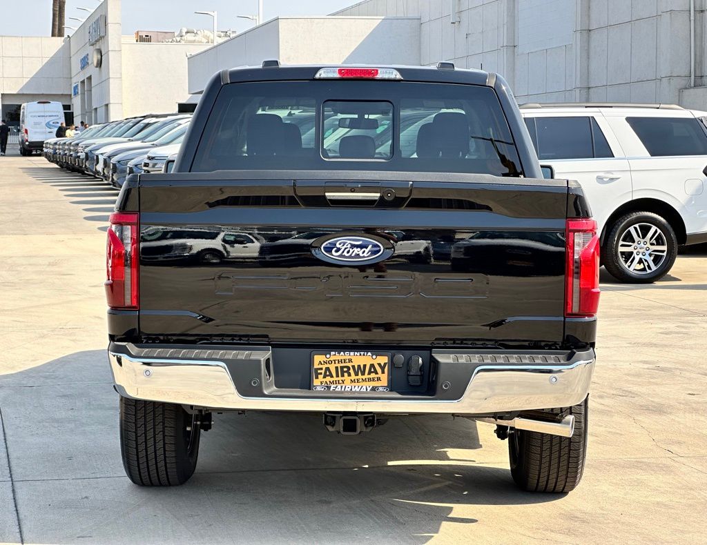 2024 Ford F-150 XLT photo 3