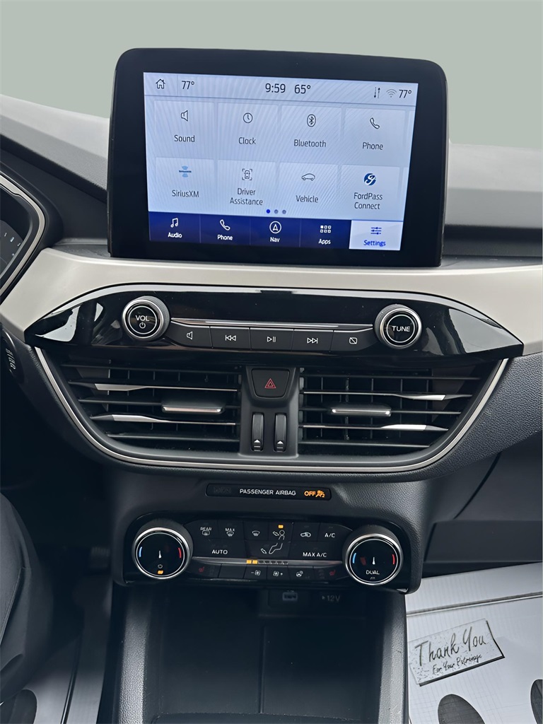 2022 Ford Escape SEL photo 23