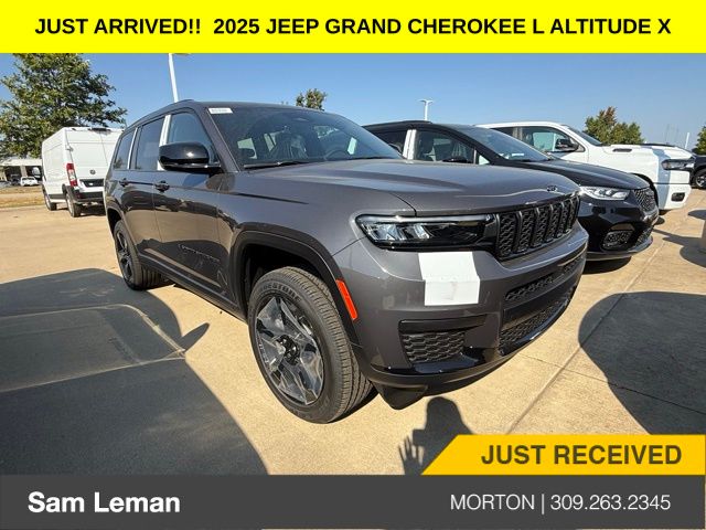 2025 Jeep Grand Cherokee L Altitude's photo