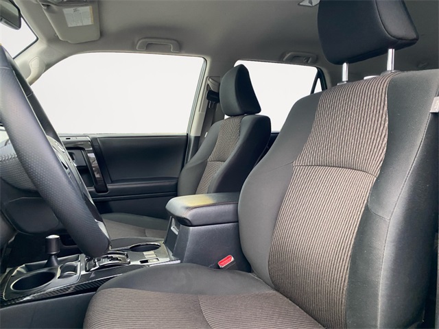 2024 Toyota 4Runner TRD Off-Road photo 9