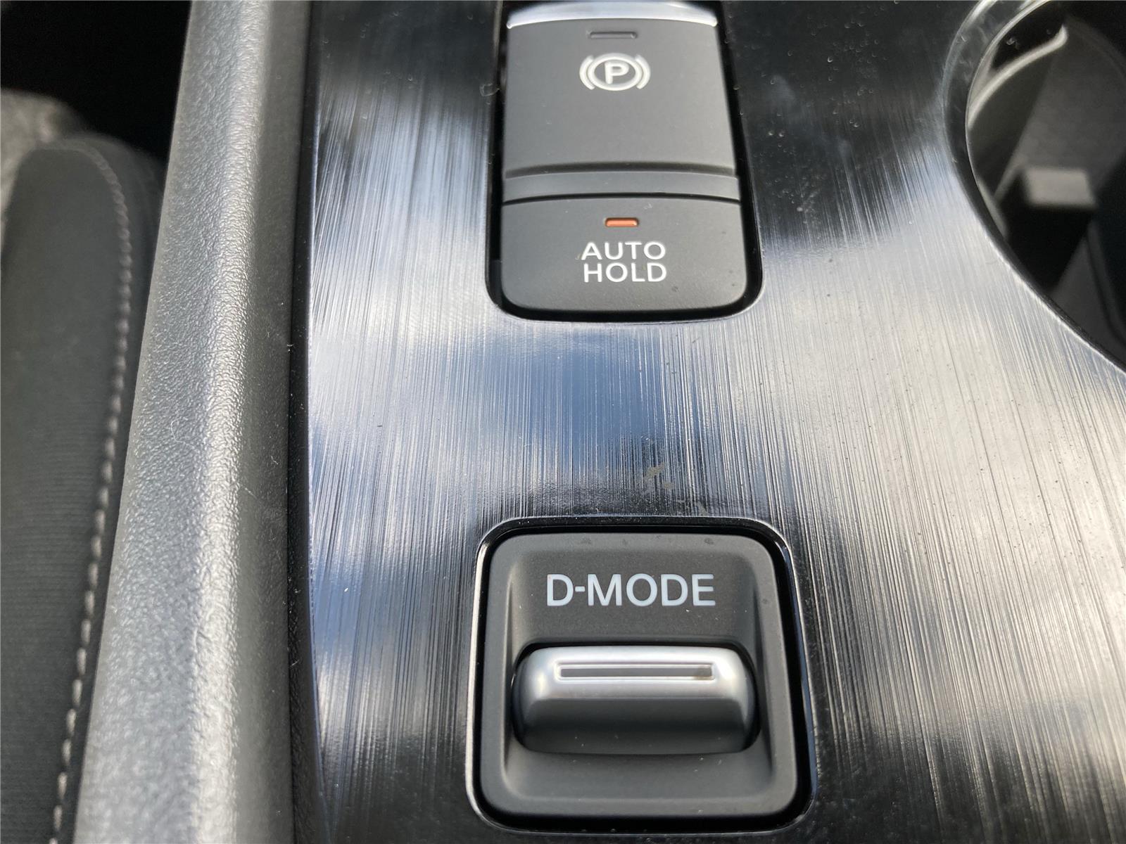 2026 Nissan Rogue SV photo 16