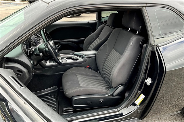 2019 Dodge Challenger SXT photo 20