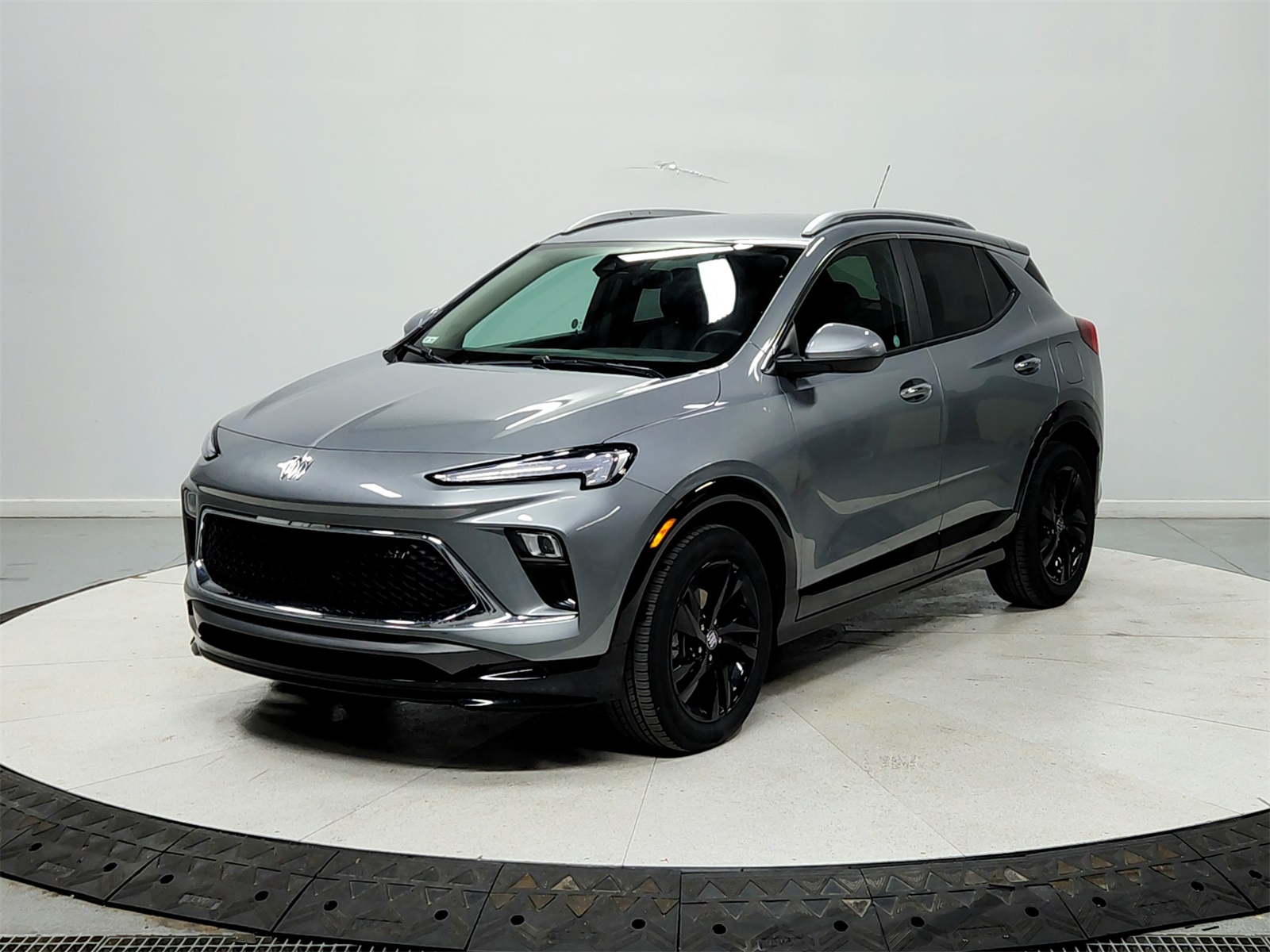 2024 Buick Encore GX Sport Touring photo 3