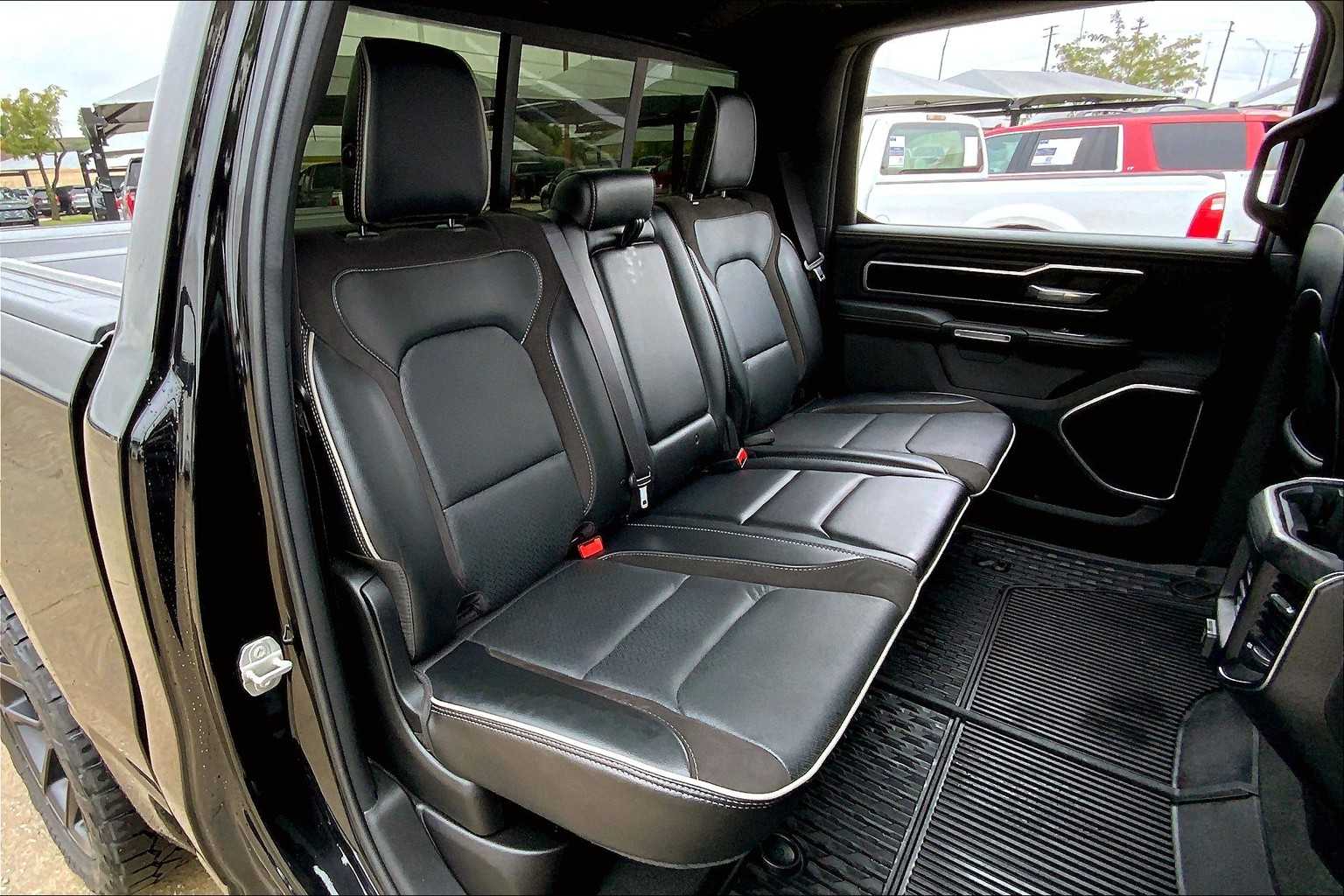 2023 Ram 1500 Laramie photo 16