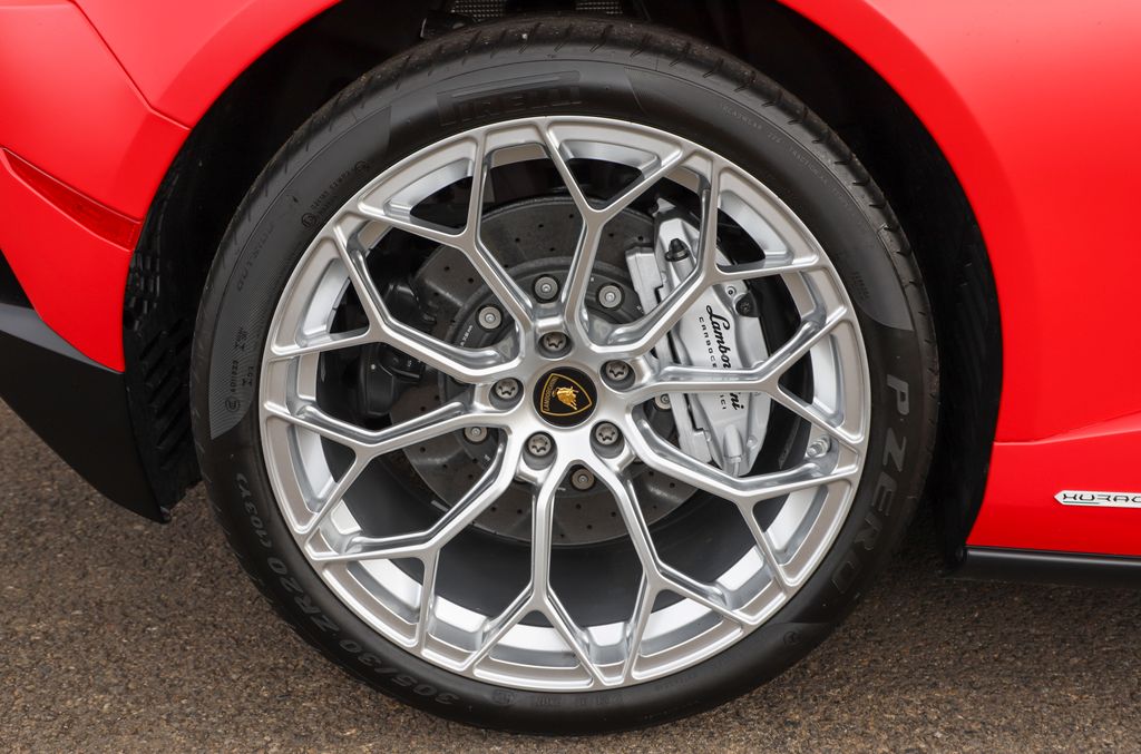 2024 Lamborghini Huracan Evo Spyder photo 61