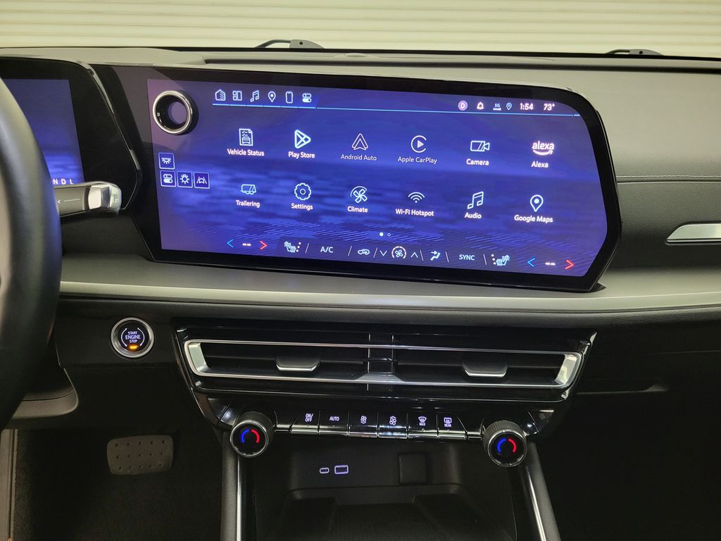 2025 Chevrolet Traverse photo 27
