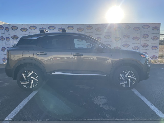 2026 Nissan KICKS SV's photo