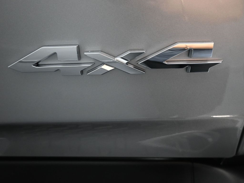 2025 Ram 1500 Laramie photo 14