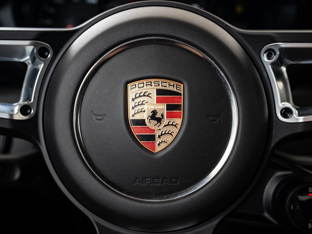 2023 Porsche Cayman T photo 17