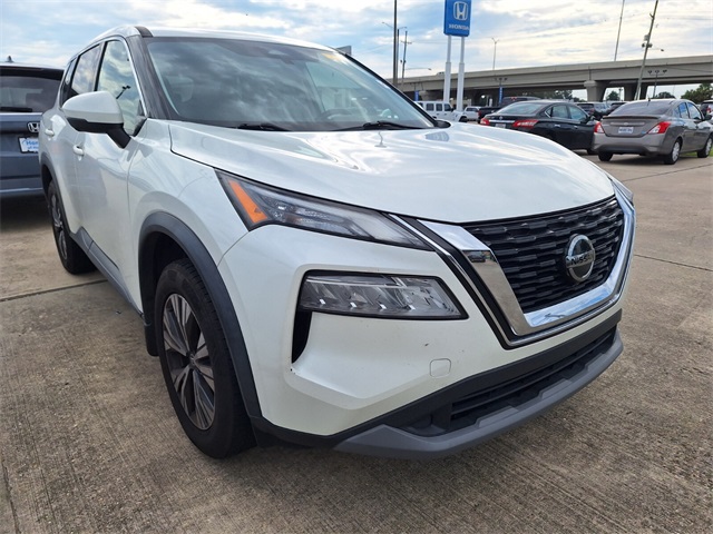 2021 Nissan Rogue SV photo 4