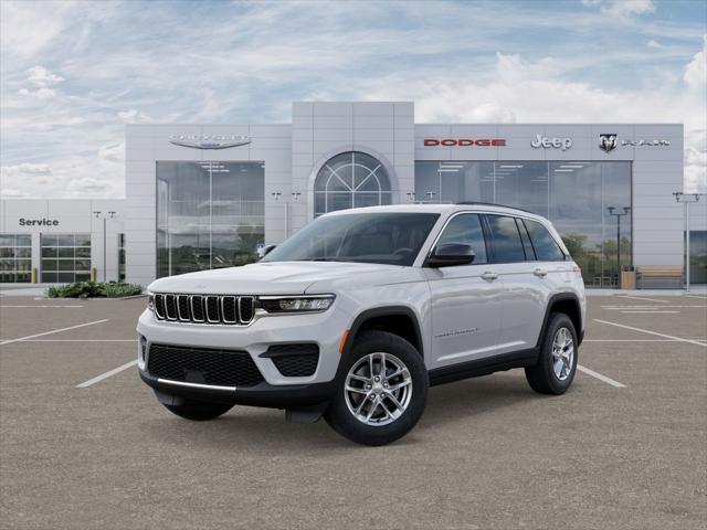 2025 Jeep Grand Cherokee Laredo's photo