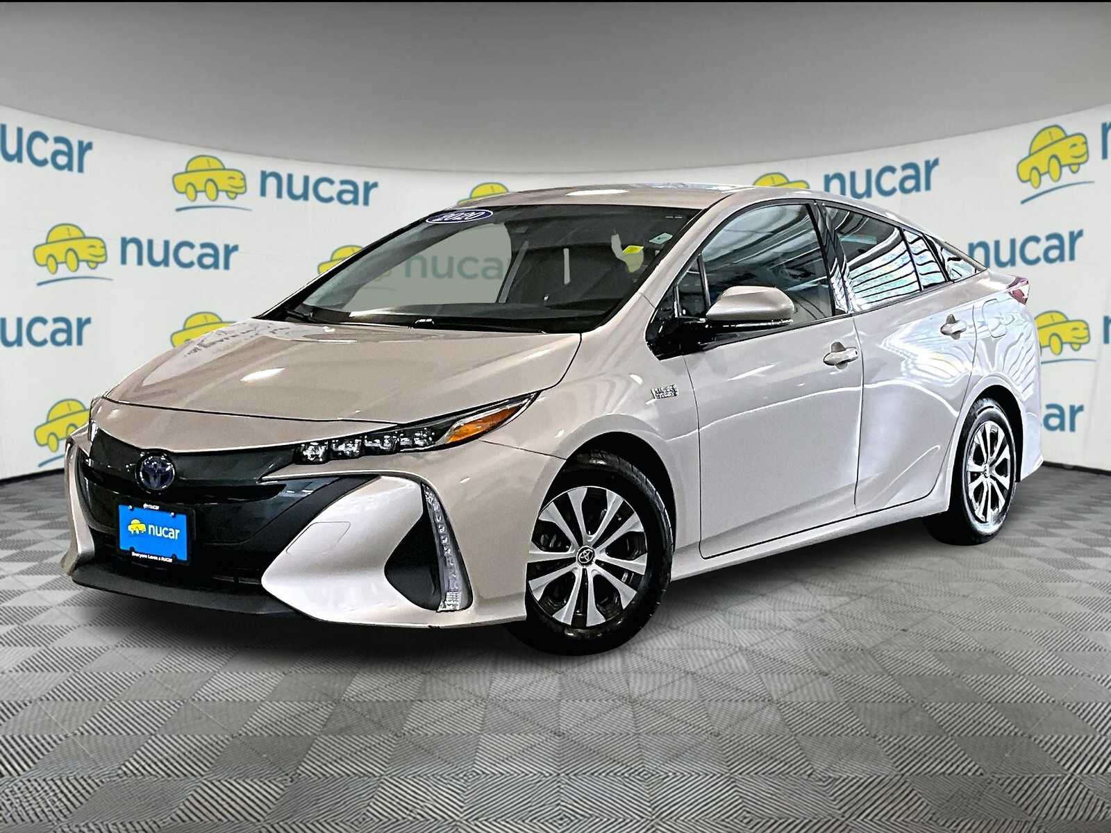 2020 Toyota Prius Prime XLE photo 3