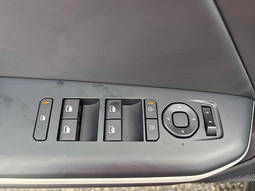 2025 Kia K4 GT-Line photo 14