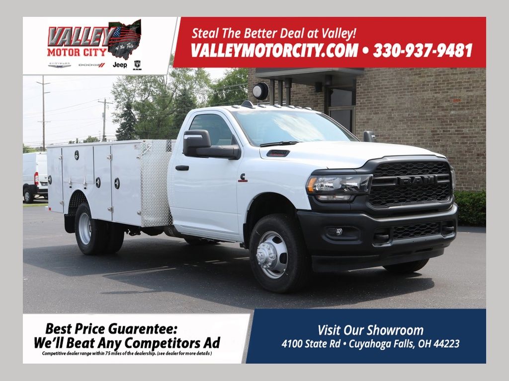 2023 RAM Ram 3500 Chassis Cab Tradesman's photo