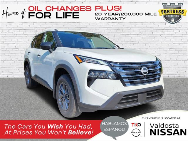 2026 Nissan Rogue S's photo