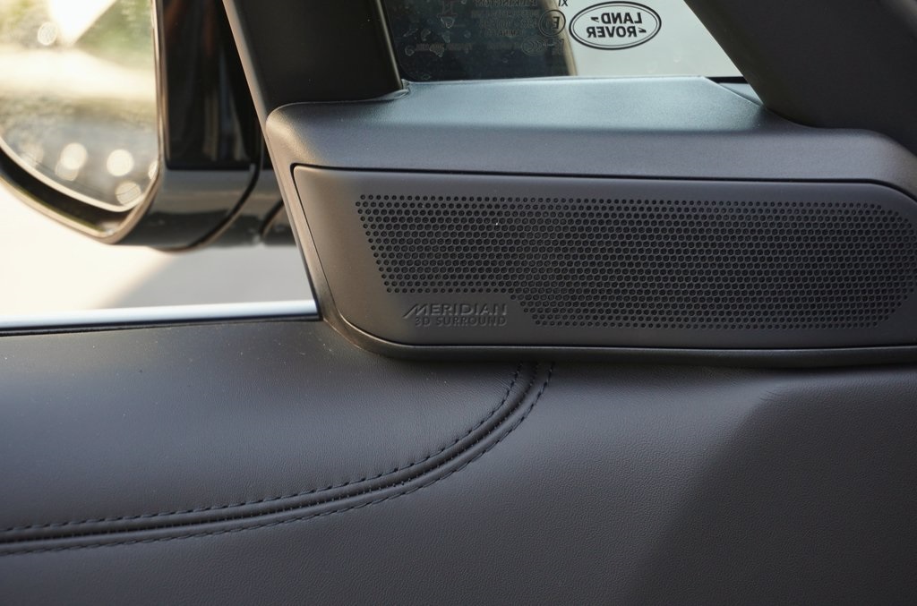 2025 LAND ROVER RANGE ROVER - Image 11