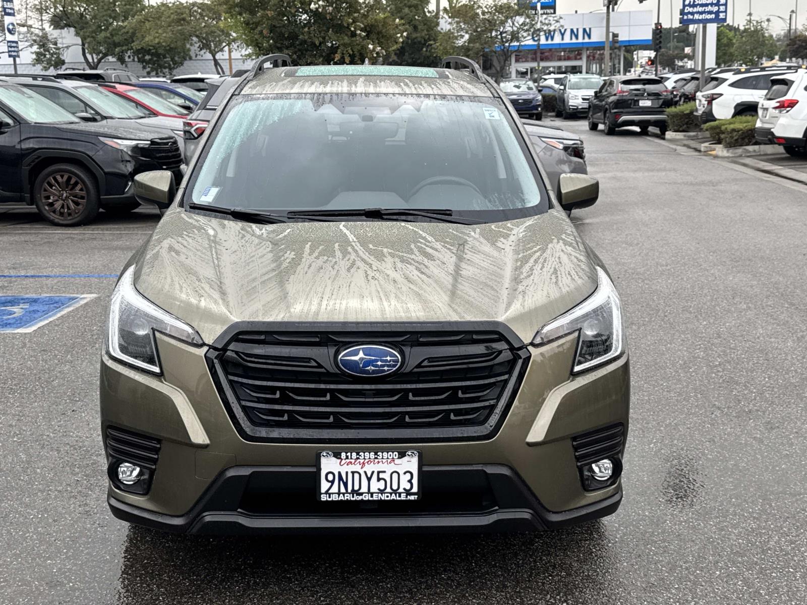 2024 Subaru Forester Premium photo 2