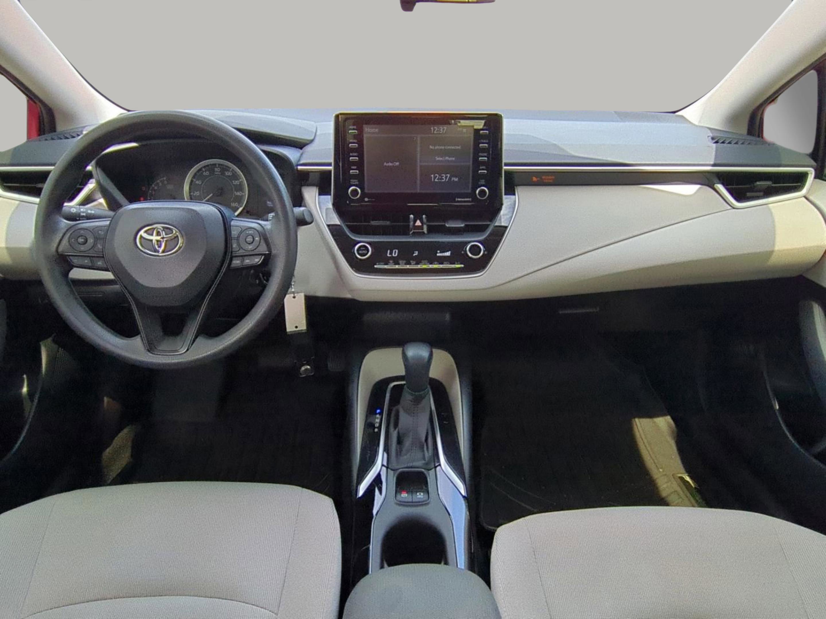 2021 Toyota Corolla LE photo 13