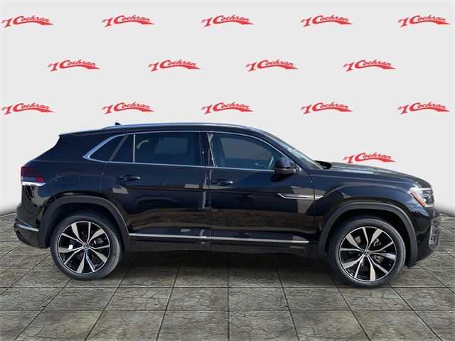 2026 Volkswagen Atlas Cross Sport SEL Premium R-Line photo 2