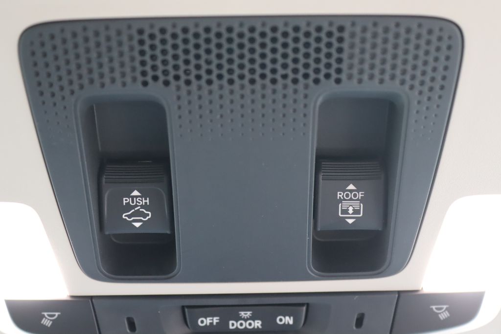 2025 Honda Pilot Elite photo 30