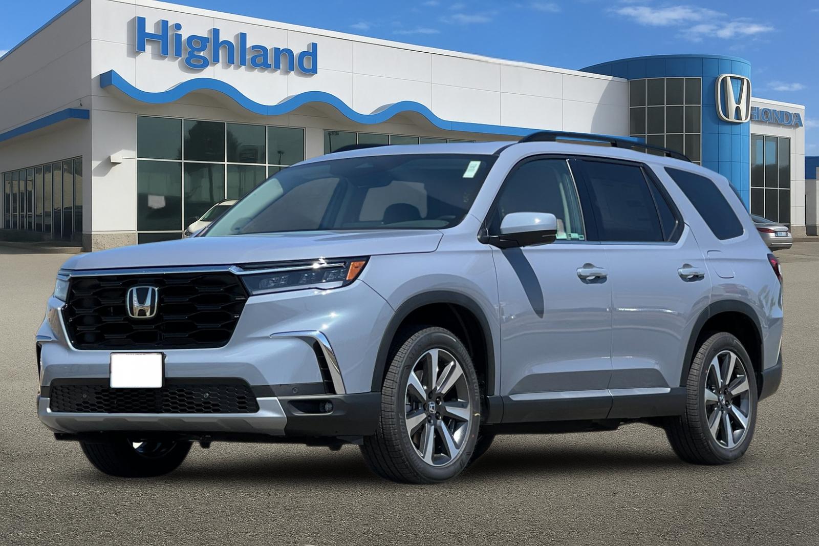 2025 Honda Pilot Touring's photo