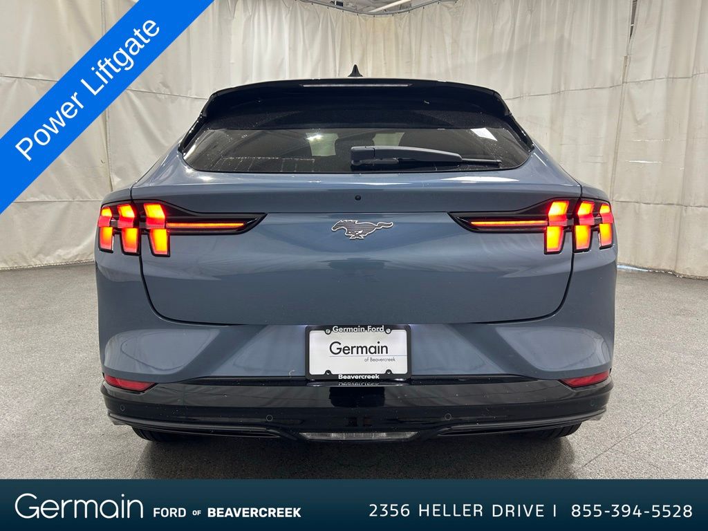 2023 Ford Mustang Mach-E Premium photo 6