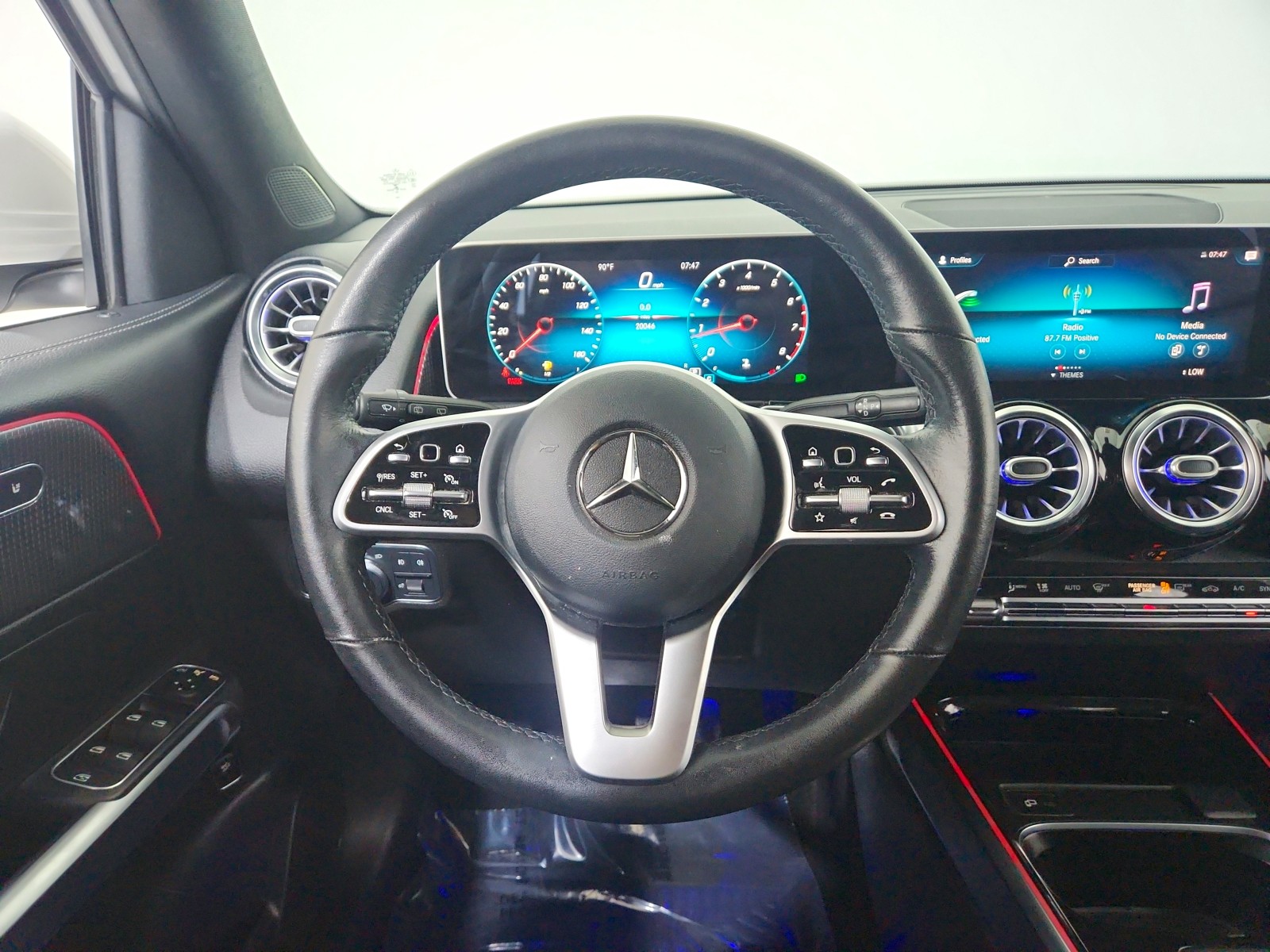 2021 Mercedes Benz GLB 250 photo 30