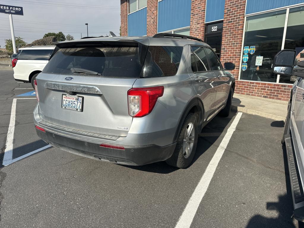2020 Ford Explorer XLT photo 2