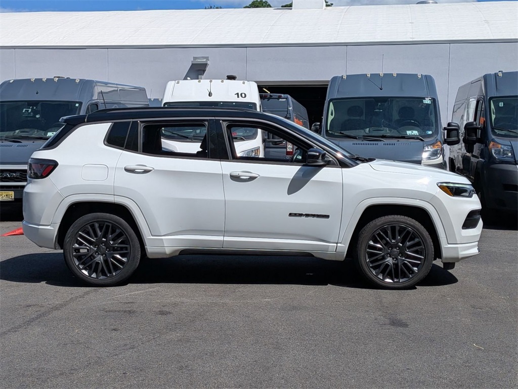 2022 Jeep Compass High Altitude photo 2