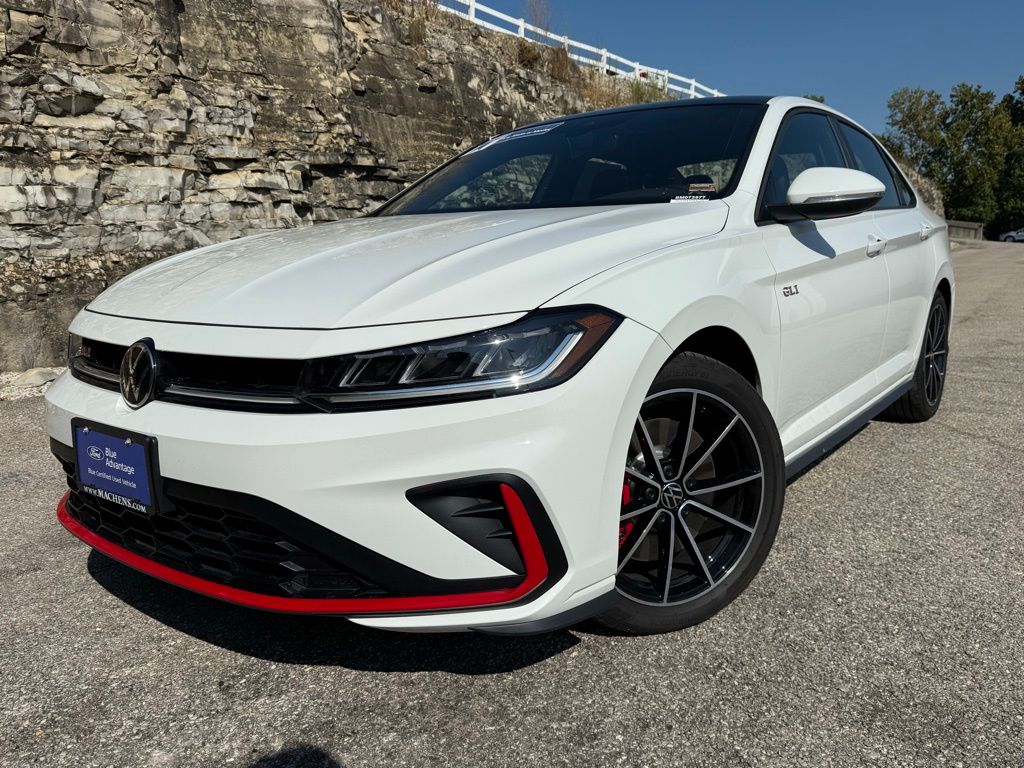 2025 Volkswagen Jetta GLI 2.0T Autobahn photo 2