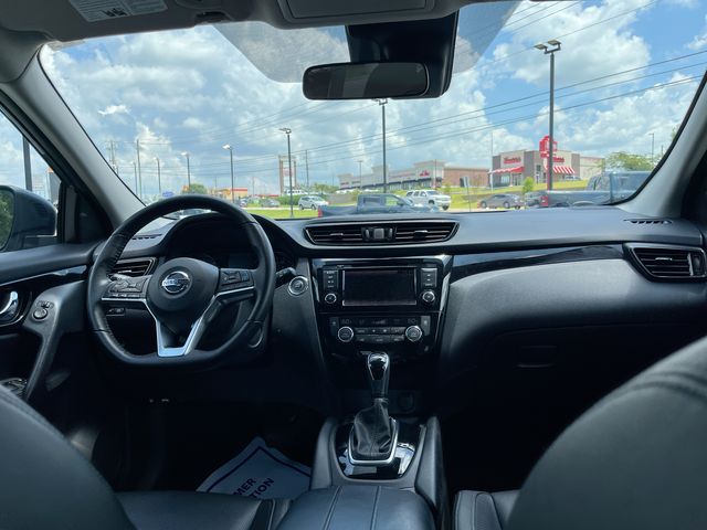 2022 Nissan Rogue Sport SL photo 11
