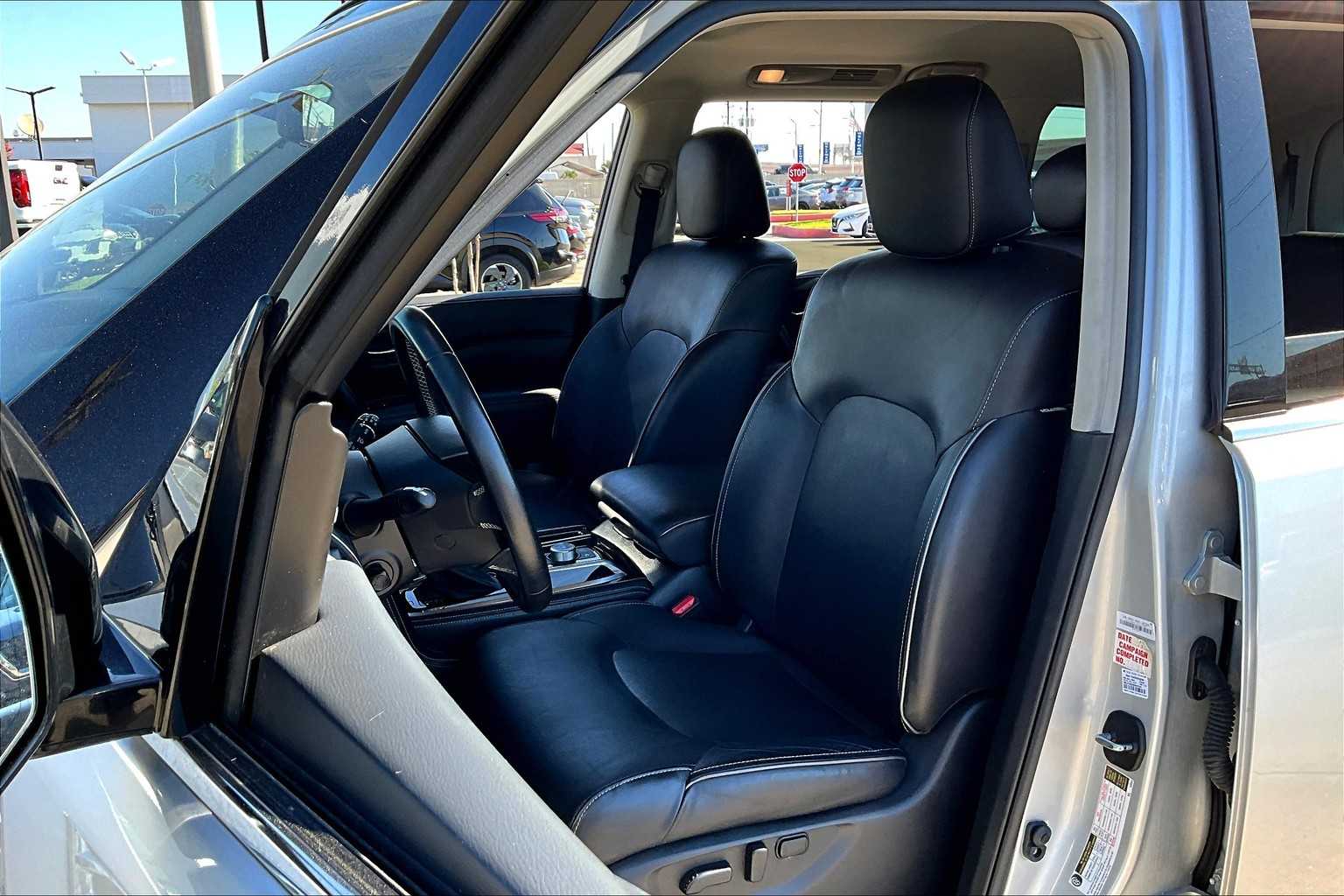 2022 Infiniti QX80 Luxe photo 7