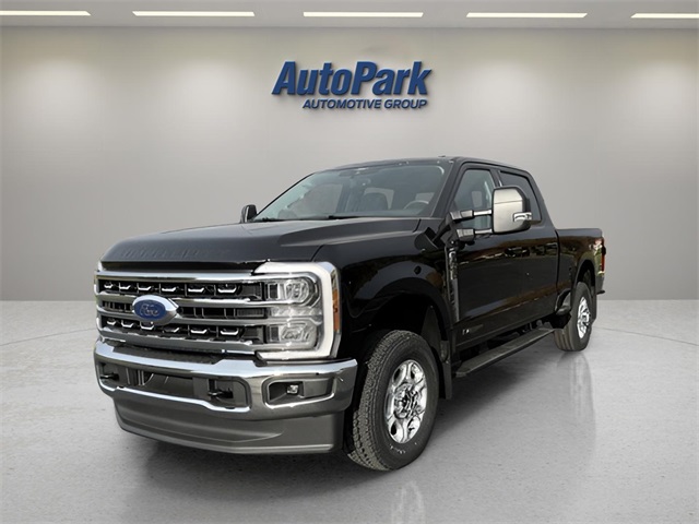 2026 Ford F-350 XLT photo 3