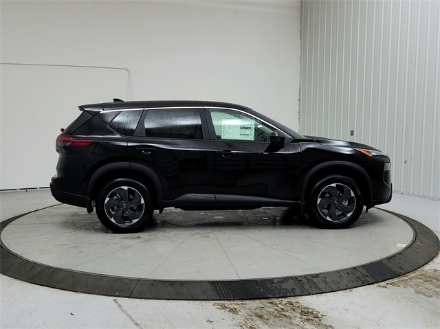 2025 Nissan Rogue SV photo 7