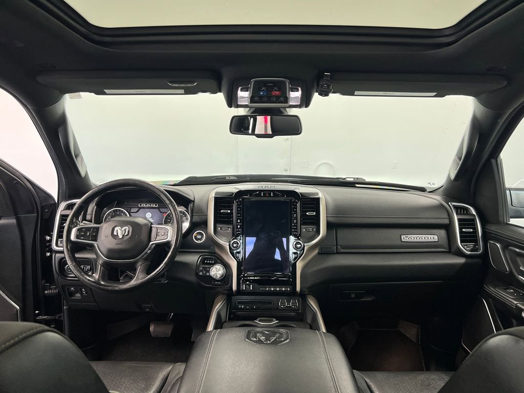 2019 Ram 1500 Laramie photo 14