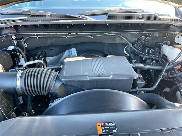 2025 CHEVROLET SILVERADO HD - Image 29