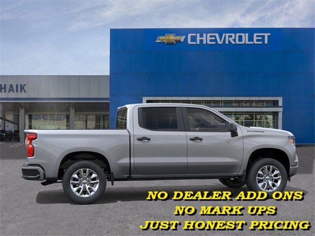 2026 Chevrolet Silverado Custom photo 5