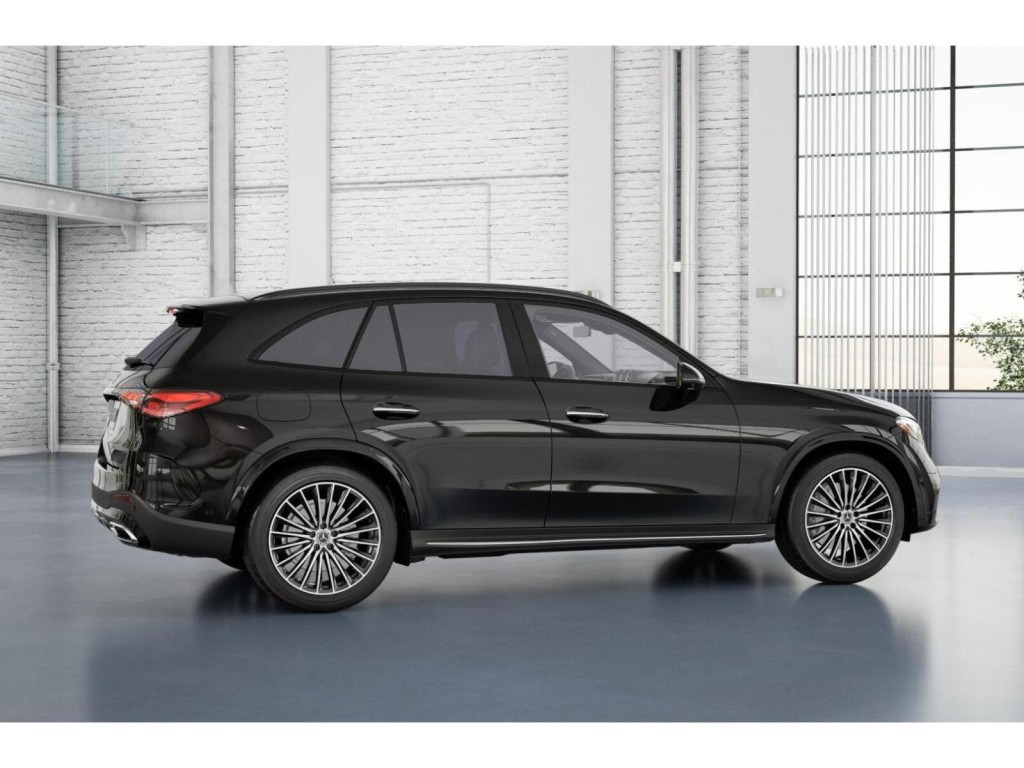 2026 Mercedes Benz GLC 300 photo 17