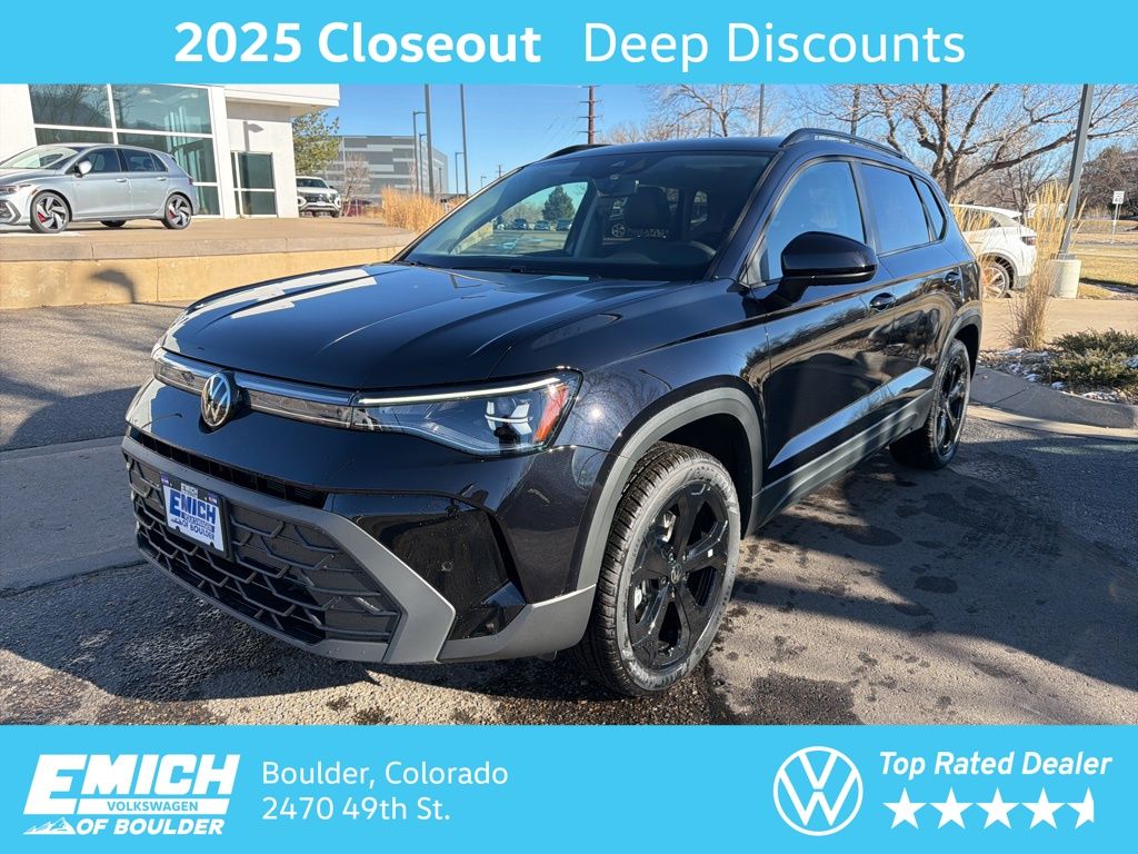 2025 Volkswagen Taos SE Black