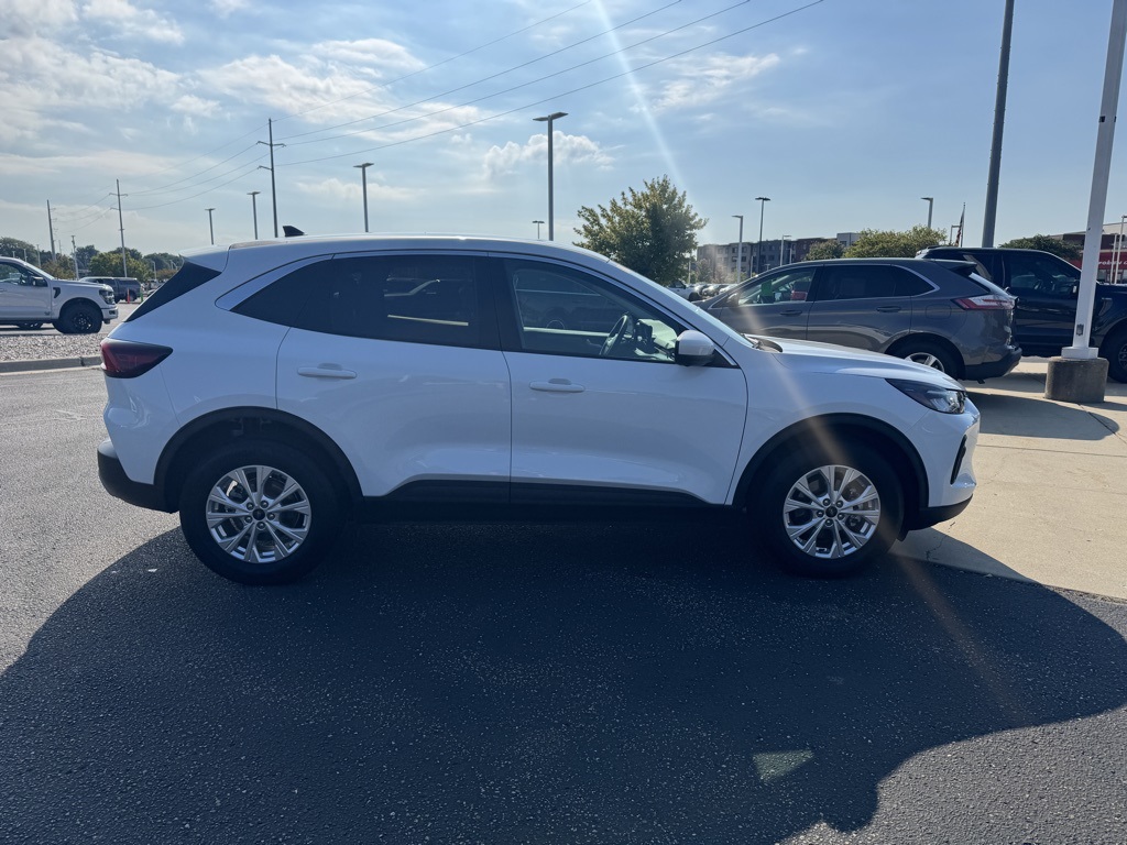 2023 Ford Escape Active photo 3