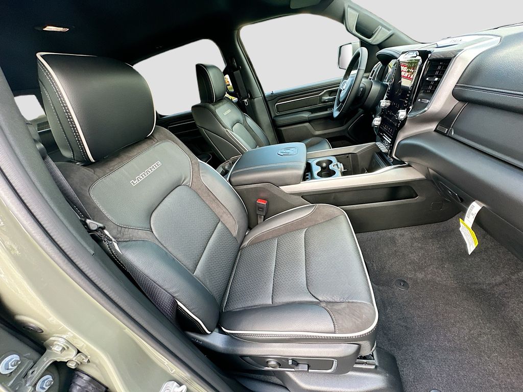 2026 Ram 1500 Laramie photo 26