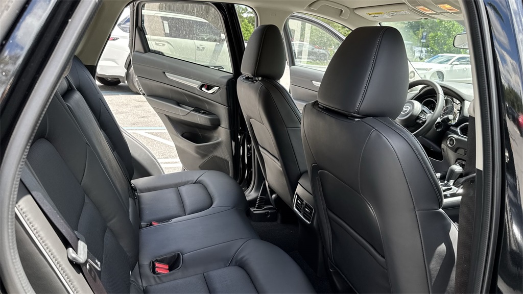 2025 Mazda CX-5 2.5 Select photo 31