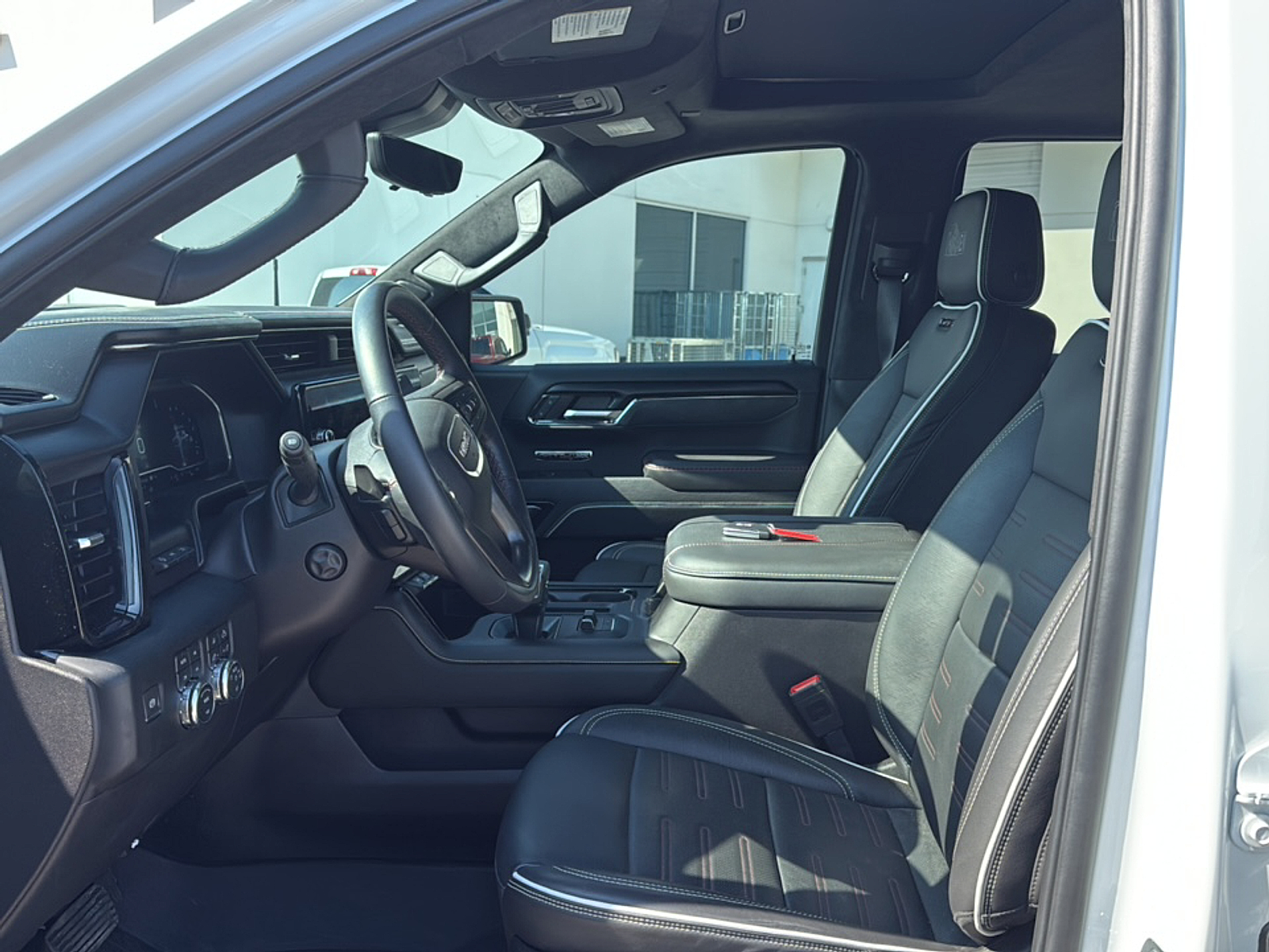 2024 Gmc Sierra 1500 AT4X photo 4