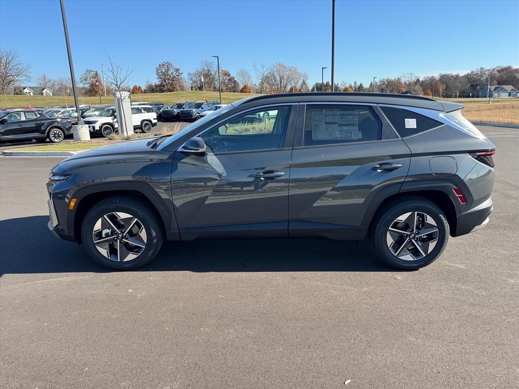 2026 Hyundai Tucson SEL Convenience photo 2