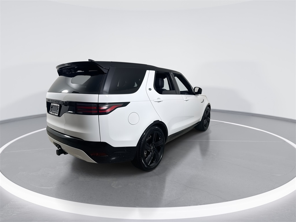 2025 Land Rover Discovery SE photo 8