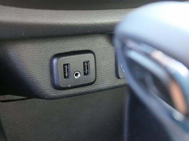 2021 Chevrolet Traverse Cloth photo 21