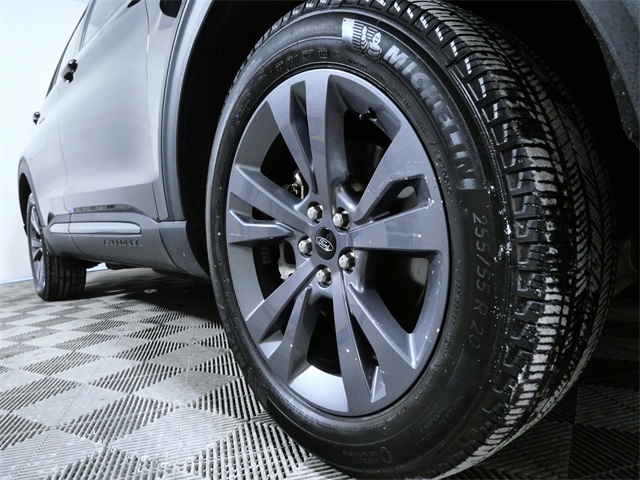 Certified 2023 Ford Explorer XLT with VIN 1FMSK8DHXPGC13746 for sale in Apple Valley, Minnesota